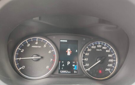 Mitsubishi Outlander III рестайлинг 3, 2017 год, 2 100 000 рублей, 15 фотография