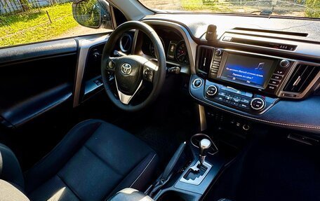 Toyota RAV4, 2018 год, 2 650 000 рублей, 15 фотография
