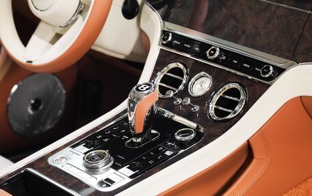 Bentley Continental GT, 2025 год, 50 799 100 рублей, 15 фотография