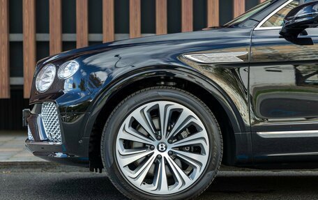 Bentley Bentayga I, 2025 год, 49 915 700 рублей, 6 фотография