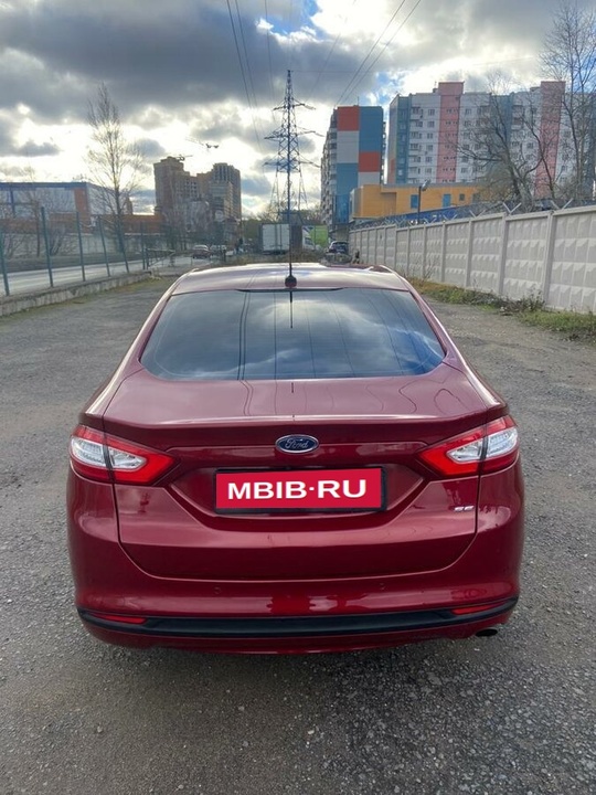 Ford Fusion (North America) II, 2015 год, 300 000 рублей, 11 фотография