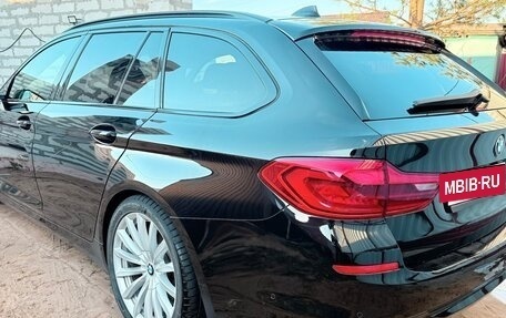 BMW 5 серия, 2018 год, 2 800 000 рублей, 3 фотография