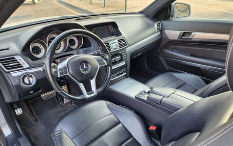 Mercedes-Benz E-Класс, 2014 год, 2 390 000 рублей, 15 фотография