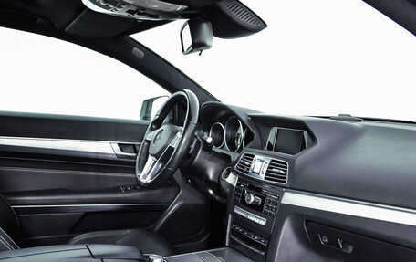 Mercedes-Benz E-Класс, 2014 год, 2 390 000 рублей, 18 фотография