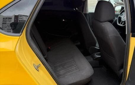 Volkswagen Polo VI (EU Market), 2018 год, 17 фотография