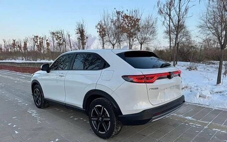 Honda Vezel, 2023 год, 2 130 000 рублей, 8 фотография