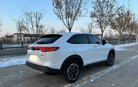 Honda Vezel, 2023 год, 2 130 000 рублей, 6 фотография