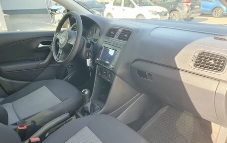 Volkswagen Polo VI (EU Market), 2014 год, 680 000 рублей, 16 фотография
