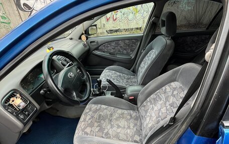 Toyota Avensis III рестайлинг, 1998 год, 399 000 рублей, 9 фотография