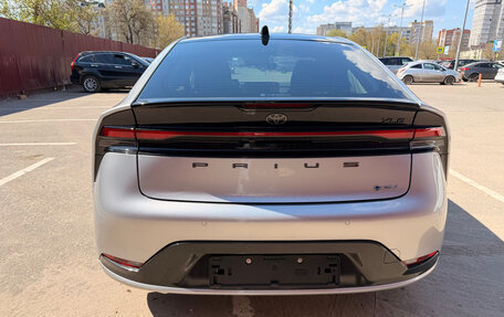 Toyota Prius IV XW50, 2025 год, 4 990 000 рублей, 6 фотография