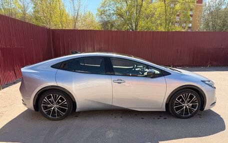 Toyota Prius IV XW50, 2025 год, 4 990 000 рублей, 10 фотография