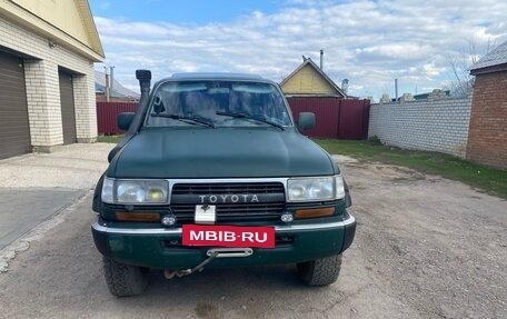 Toyota Land Cruiser 80 рестайлинг, 1994 год, 1 600 000 рублей, 5 фотография