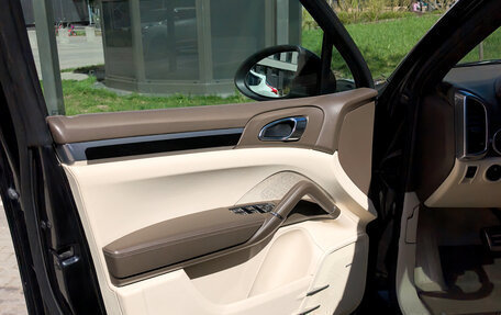 Porsche Cayenne III, 2011 год, 2 550 000 рублей, 15 фотография