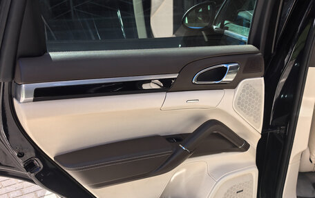 Porsche Cayenne III, 2011 год, 2 550 000 рублей, 19 фотография