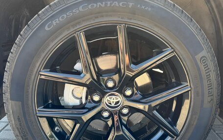 Toyota RAV4, 2019 год, 2 380 000 рублей, 5 фотография