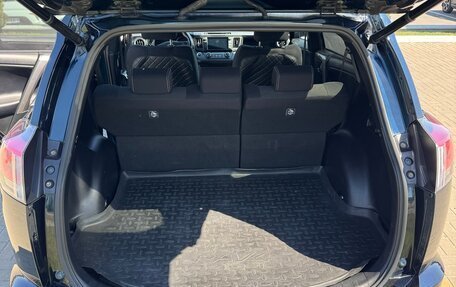 Toyota RAV4, 2019 год, 2 380 000 рублей, 15 фотография