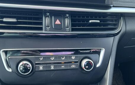 KIA K5 II, 2018 год, 1 490 000 рублей, 12 фотография