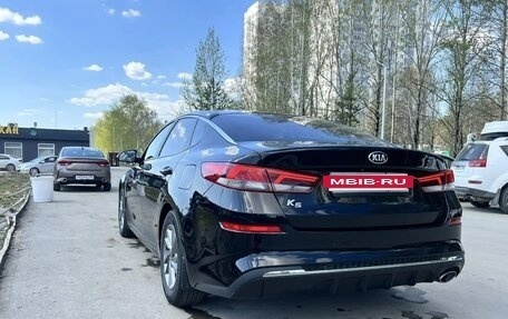 KIA K5 II, 2018 год, 1 490 000 рублей, 8 фотография