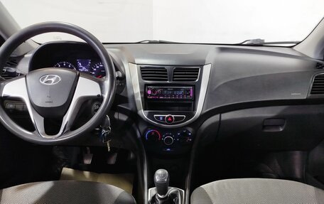 Hyundai Solaris II рестайлинг, 2011 год, 480 000 рублей, 15 фотография