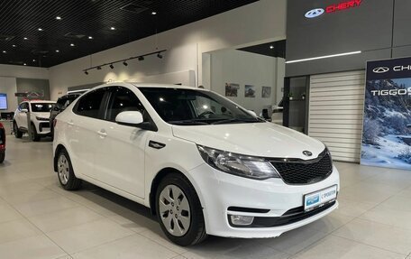 KIA Rio III рестайлинг, 2015 год, 890 000 рублей, 3 фотография