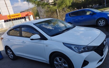 Hyundai Solaris II рестайлинг, 2020 год, 1 550 000 рублей, 9 фотография