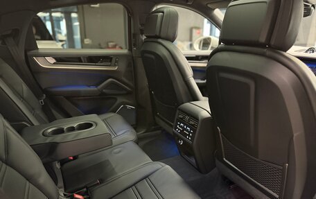 Porsche Cayenne III, 2025 год, 18 999 000 рублей, 12 фотография