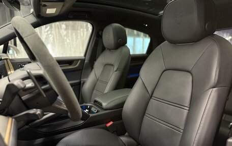 Porsche Cayenne III, 2025 год, 18 999 000 рублей, 39 фотография
