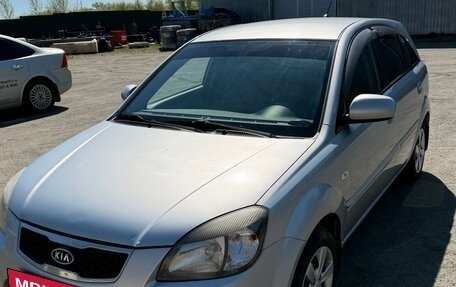 KIA Rio II, 2010 год, 550 000 рублей, 2 фотография