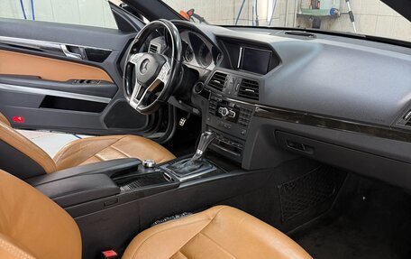 Mercedes-Benz E-Класс, 2013 год, 1 900 000 рублей, 10 фотография