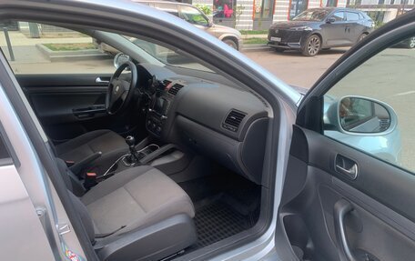 Volkswagen Jetta VI, 2008 год, 830 000 рублей, 6 фотография