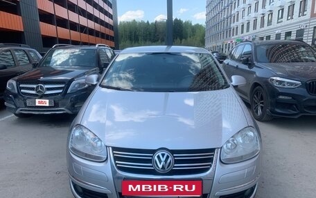 Volkswagen Jetta VI, 2008 год, 830 000 рублей, 9 фотография