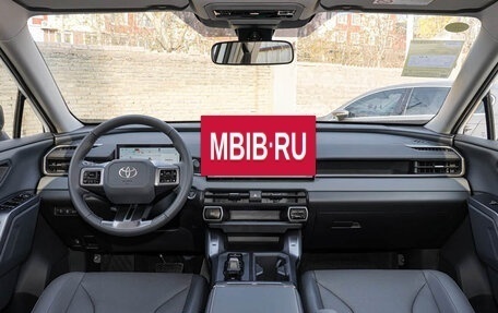 Toyota RAV4, 2026 год, 3 839 000 рублей, 9 фотография