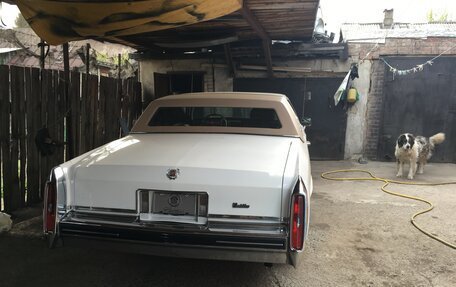 Cadillac DeVille VI, 1982 год, 5 000 000 рублей, 6 фотография
