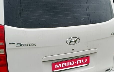 Hyundai Grand Starex Grand Starex I рестайлинг 2, 2008 год, 1 350 000 рублей, 4 фотография