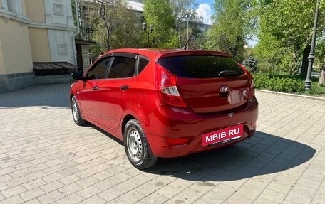 Hyundai Solaris II рестайлинг, 2011 год, 630 000 рублей, 5 фотография