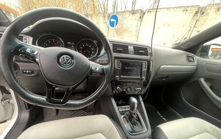 Volkswagen Jetta VI, 2016 год, 1 450 000 рублей, 13 фотография