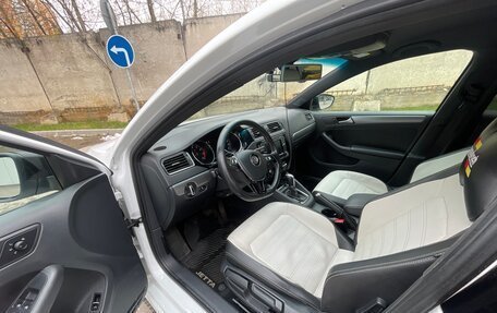 Volkswagen Jetta VI, 2016 год, 1 450 000 рублей, 14 фотография