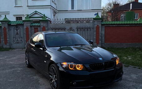 BMW 3 серия, 2010 год, 1 300 000 рублей, 4 фотография
