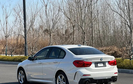 BMW 1 серия, 2022 год, 2 120 000 рублей, 3 фотография