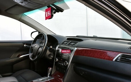 Toyota Camry, 2012 год, 1 799 000 рублей, 10 фотография