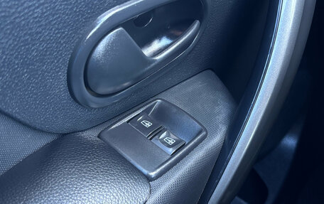 Renault Logan II, 2019 год, 1 199 000 рублей, 16 фотография