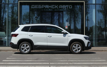 Volkswagen Taos, 2022 год, 2 245 000 рублей, 3 фотография