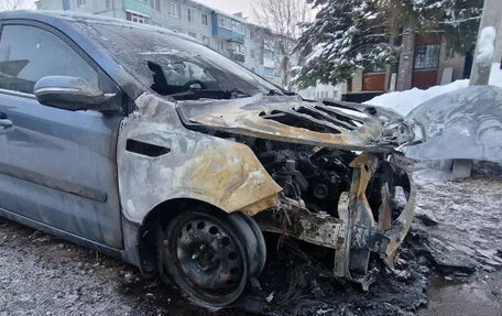 KIA Rio III рестайлинг, 2013 год, 200 000 рублей, 7 фотография