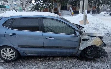 KIA Rio III рестайлинг, 2013 год, 200 000 рублей, 3 фотография