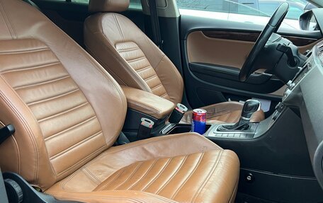 Volkswagen Passat CC I рестайлинг, 2011 год, 800 000 рублей, 6 фотография