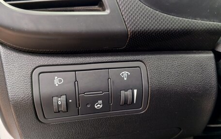 Hyundai Solaris II рестайлинг, 2015 год, 1 050 000 рублей, 6 фотография