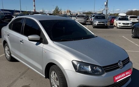 Volkswagen Polo VI (EU Market), 2014 год, 890 000 рублей, 2 фотография