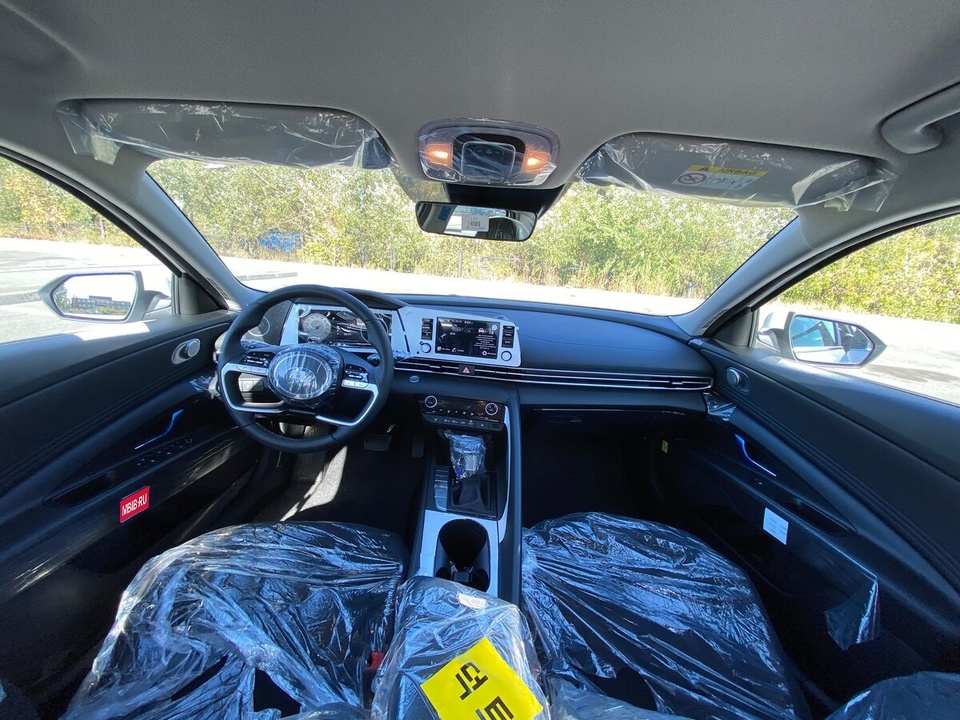 Hyundai Elantra VI рестайлинг, 2022 год, 800 000 рублей, 2 фотография