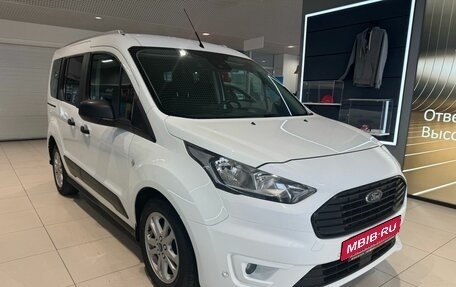 Ford Tourneo Connect II рестайлинг, 2020 год, 1 999 000 рублей, 3 фотография