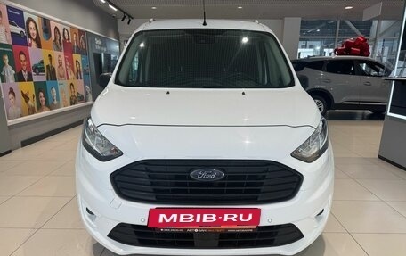 Ford Tourneo Connect II рестайлинг, 2020 год, 1 999 000 рублей, 2 фотография